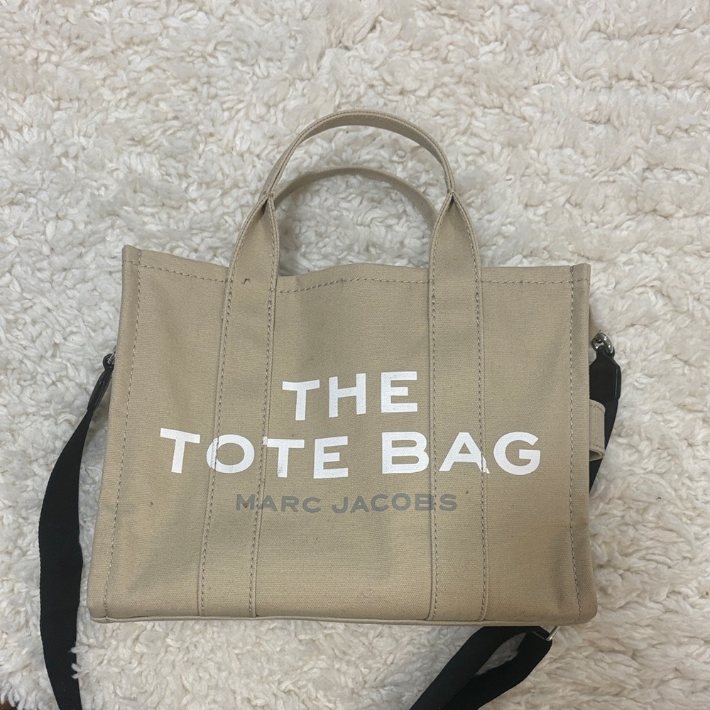 Marc Jacobs Tan The Tote Bag